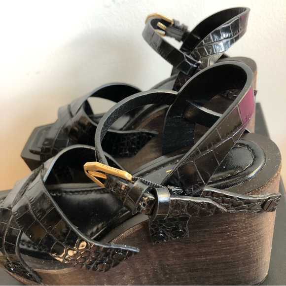 - frame platform wedge - Picture 3 of 6